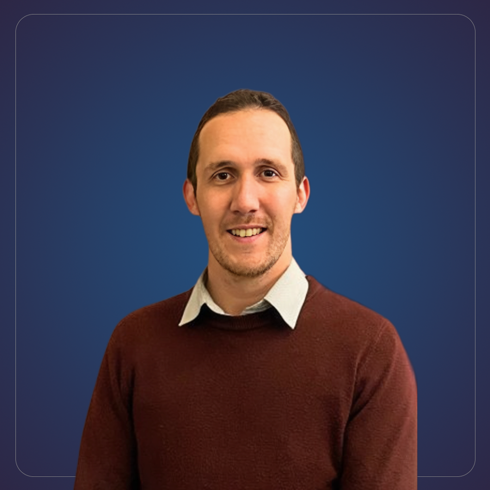 Daniel-Smith-Headshot-Contact-Page-2025