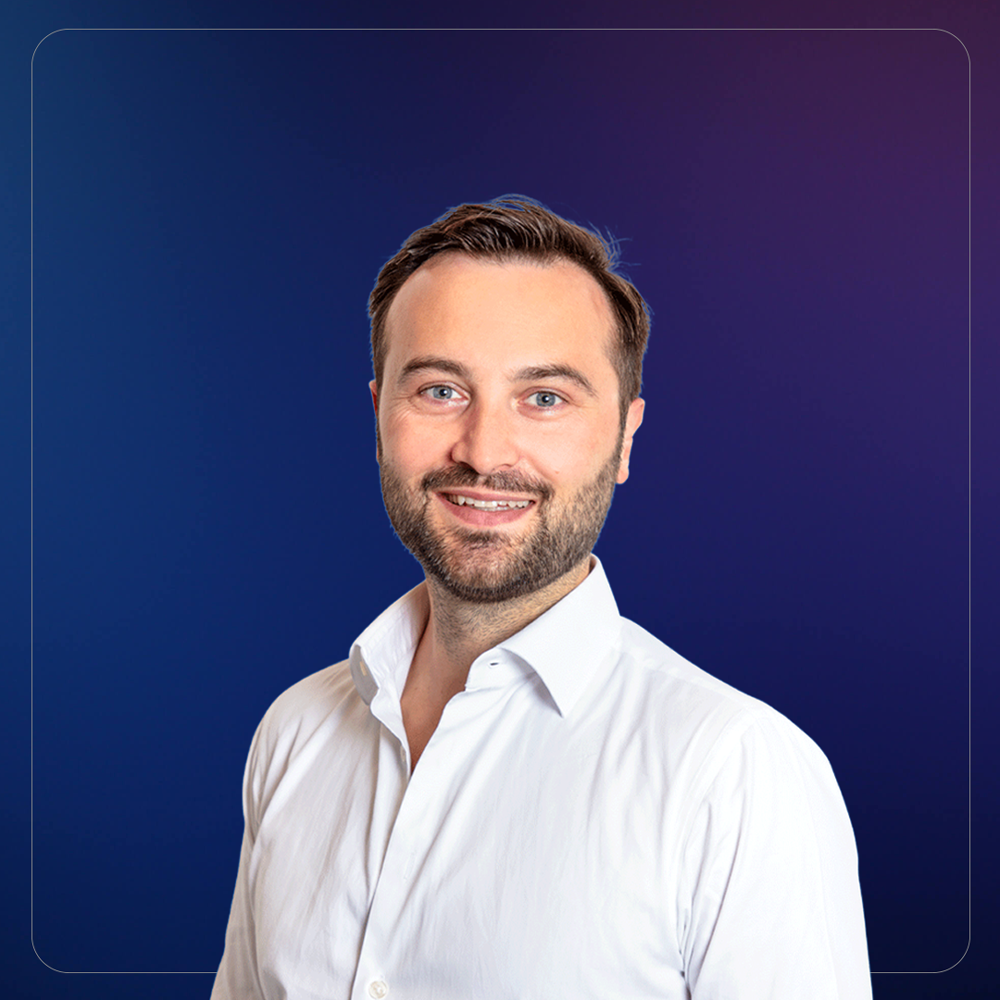 Hugo-Headshot-Contact-Page-2025