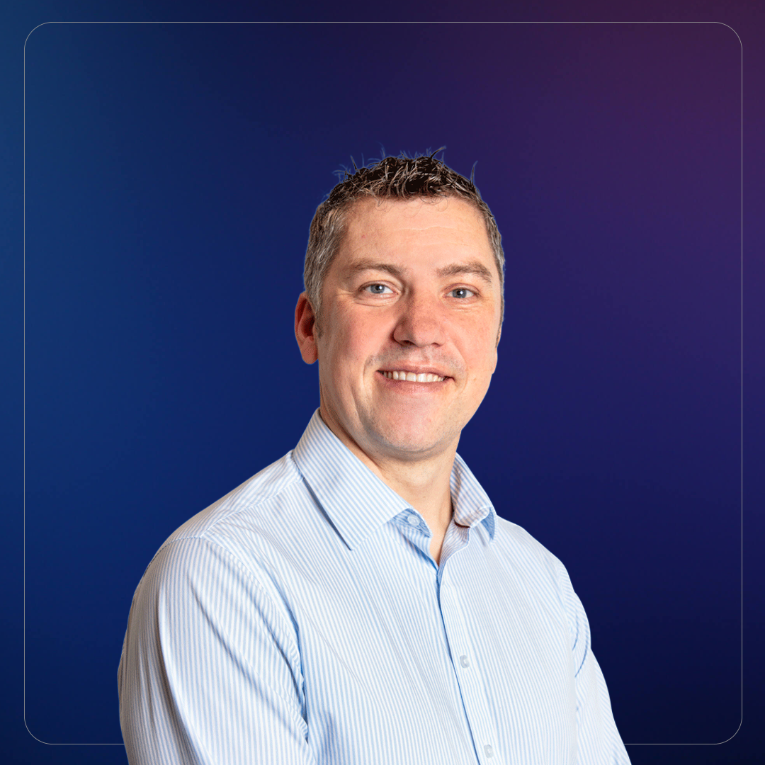 Tim-Headshot-Contact-Page-2025